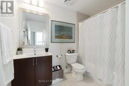 926 - 22 East Haven Drive, Toronto, ON - Indoor Photo Showing Bathroom