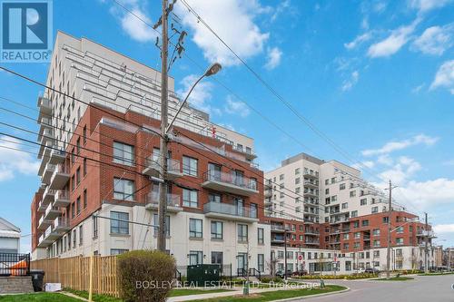 926 - 22 East Haven Drive, Toronto, ON - Outdoor With Facade