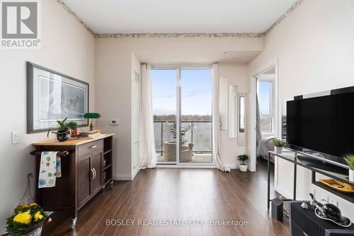 926 - 22 East Haven Drive, Toronto, ON - Indoor