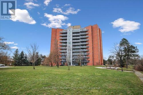 604 - 2665 Windwood Drive, Mississauga, ON - Outdoor