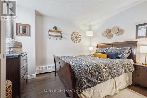 604 - 2665 Windwood Drive, Mississauga, ON - Indoor Photo Showing Bedroom