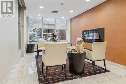 604 - 2665 Windwood Drive, Mississauga, ON - Indoor Photo Showing Dining Room