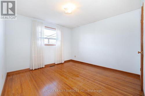 252 Grandravine Drive, Toronto, ON - Indoor Photo Showing Other Room