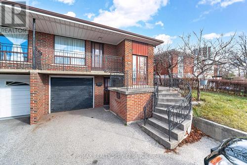 252 Grandravine Drive, Toronto, ON - Outdoor