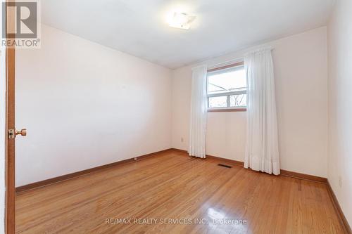 252 Grandravine Drive, Toronto, ON - Indoor Photo Showing Other Room