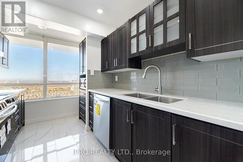 2602 - 550 Webb Drive, Mississauga, ON - Indoor Photo Showing Kitchen With Double Sink With Upgraded Kitchen