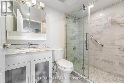 2602 - 550 Webb Drive, Mississauga, ON - Indoor Photo Showing Bathroom