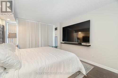 2602 - 550 Webb Drive, Mississauga, ON - Indoor Photo Showing Bedroom