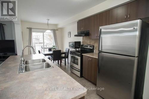 231 Blackburn Drive, Brantford, ON - Indoor Photo Showing Kitchen With Double Sink