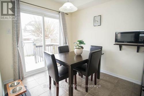 231 Blackburn Drive, Brantford, ON - Indoor Photo Showing Dining Room