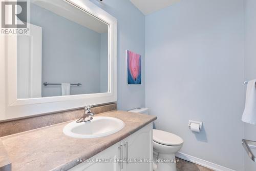 35 - 24 Kenyon Crescent, Grimsby, ON - Indoor Photo Showing Bathroom