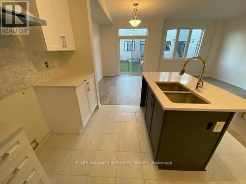 178 Namaste Walk, Ottawa, ON - Indoor Photo Showing Kitchen With Double Sink