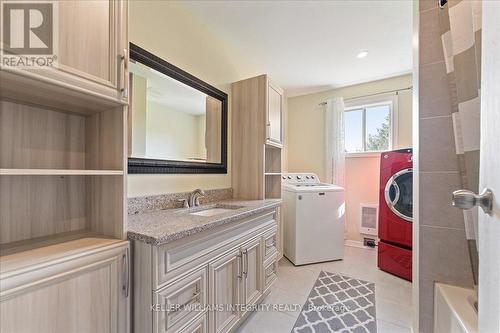 3992 Devine Road, Ottawa, ON - Indoor Photo Showing Laundry Room