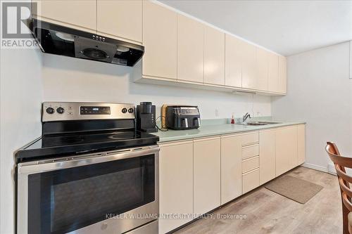 3992 Devine Road, Ottawa, ON - Indoor Photo Showing Kitchen