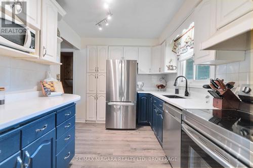 262 First Avenue, Welland (767 - N. Welland), ON - Indoor Photo Showing Kitchen With Upgraded Kitchen