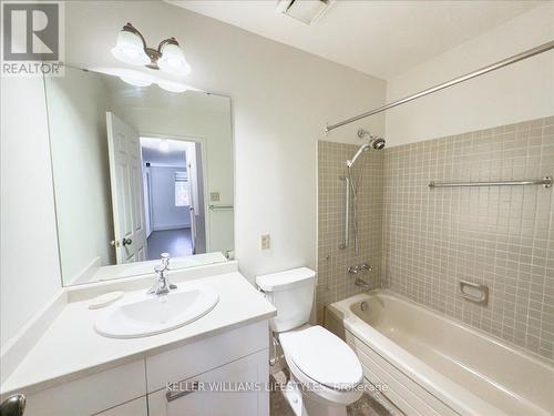 211 - 300 Everglade Crescent, London, ON - Indoor Photo Showing Bathroom