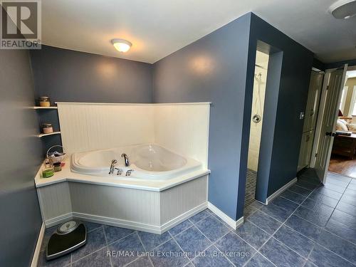 234 Shadywood Crescent W, Huron-Kinloss, ON - Indoor Photo Showing Bathroom