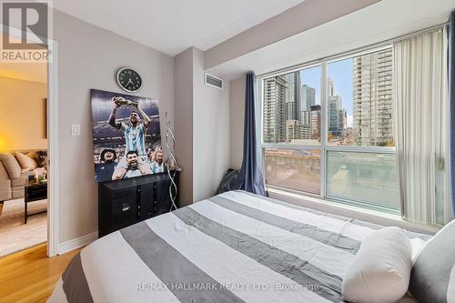 505 - 410 Queens Quay, Toronto, ON - Indoor Photo Showing Bedroom