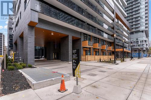 1006 - 117 Broadway Avenue N, Toronto, ON - Outdoor With Balcony