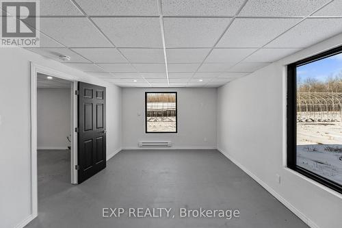 2388 Baseline Road, Georgina, ON - Indoor Photo Showing Other Room