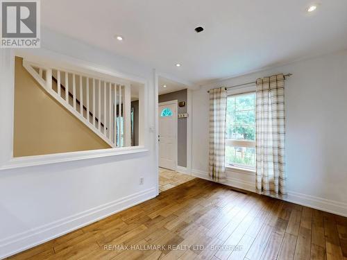 86 Ruggles Avenue, Richmond Hill, ON - Indoor Photo Showing Other Room