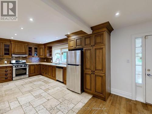 86 Ruggles Avenue, Richmond Hill, ON - Indoor Photo Showing Kitchen With Stainless Steel Kitchen