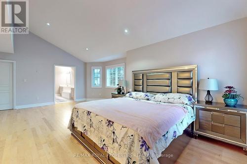 1 Silverflower Avenue, Markham, ON - Indoor Photo Showing Bedroom