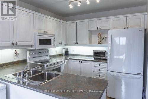 89 - 1241 Beaverbrook Avenue, London, ON - Indoor Photo Showing Kitchen With Double Sink