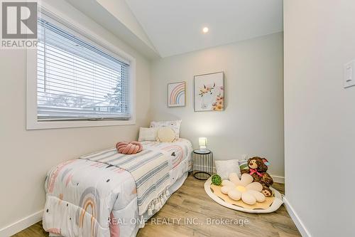 269 Kenwood Avenue, Burlington, ON - Indoor Photo Showing Bedroom