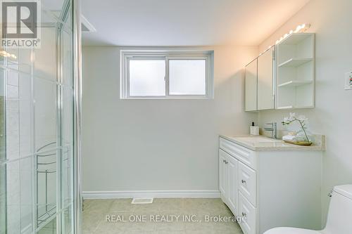 269 Kenwood Avenue, Burlington, ON - Indoor Photo Showing Bathroom