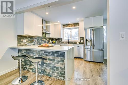 269 Kenwood Avenue, Burlington, ON - Indoor Photo Showing Kitchen With Stainless Steel Kitchen With Upgraded Kitchen