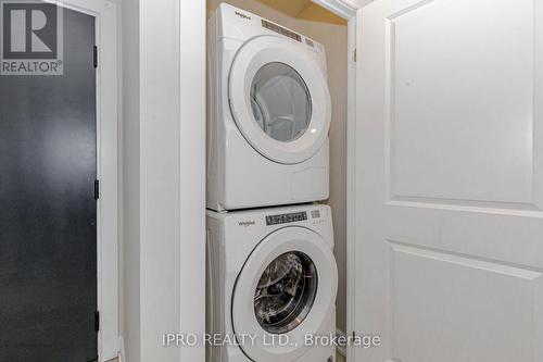 419 - 3220 William Coltson Avenue, Oakville, ON - Indoor Photo Showing Laundry Room