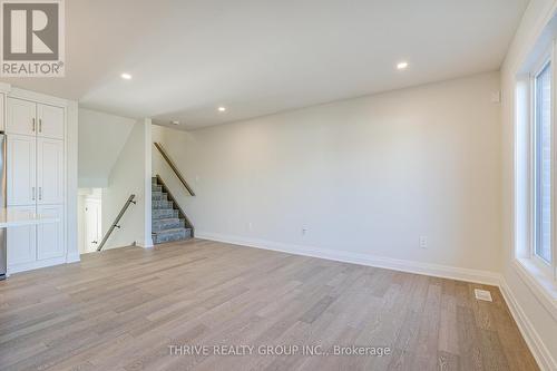 16 - 2261 Linkway Boulevard, London, ON - Indoor Photo Showing Other Room