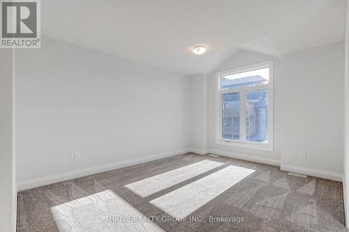 16 - 2261 Linkway Boulevard, London, ON - Indoor Photo Showing Other Room