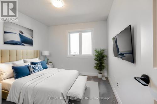 16 - 2261 Linkway Boulevard, London, ON - Indoor Photo Showing Bedroom