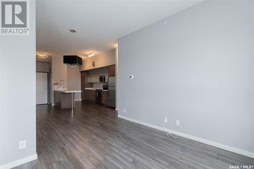 313 225 Maningas Bend, Saskatoon, SK - Indoor