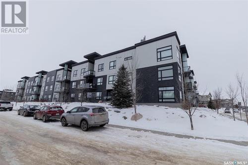 313 225 Maningas Bend, Saskatoon, SK - Outdoor With Facade