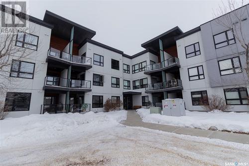 313 225 Maningas Bend, Saskatoon, SK - Outdoor With Facade