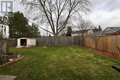 1042 Finch Drive, Sarnia, ON - Outdoor With Backyard