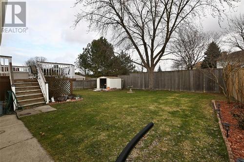 1042 Finch Drive, Sarnia, ON - Outdoor