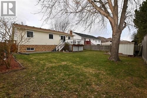 1042 Finch Drive, Sarnia, ON - Outdoor With Deck Patio Veranda