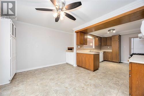 1951 Buena Ventura Street, Sarnia, ON - Indoor Photo Showing Kitchen