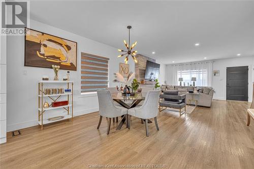 105 Churchill Park Road, Chatham, ON - Indoor Photo Showing Dining Room