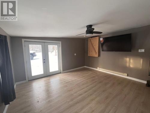 2089 Queen St E, Sault Ste. Marie, ON - Indoor Photo Showing Other Room