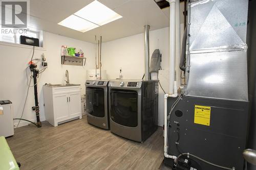 155 Allen'S Side Rd, Sault Ste. Marie, ON - Indoor Photo Showing Laundry Room