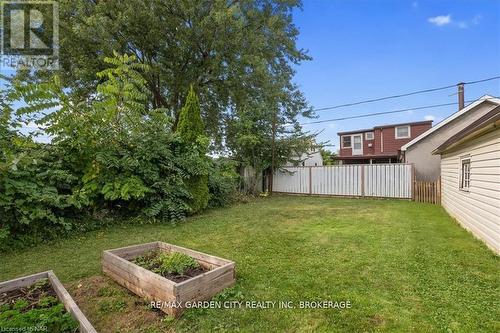 390 Gatfield Avenue, Welland (773 - Lincoln/Crowland), ON - Outdoor