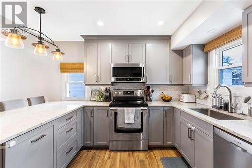 85 Victor Street, Sudbury, ON - Indoor Photo Showing Kitchen