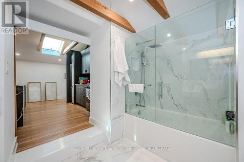 35 Meadowview Avenue, Guelph (Central West), ON - Indoor Photo Showing Bathroom