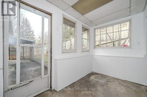 35 Meadowview Avenue, Guelph (Central West), ON - Indoor Photo Showing Other Room