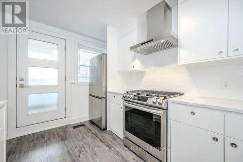 35 Meadowview Avenue, Guelph (Central West), ON - Indoor Photo Showing Kitchen